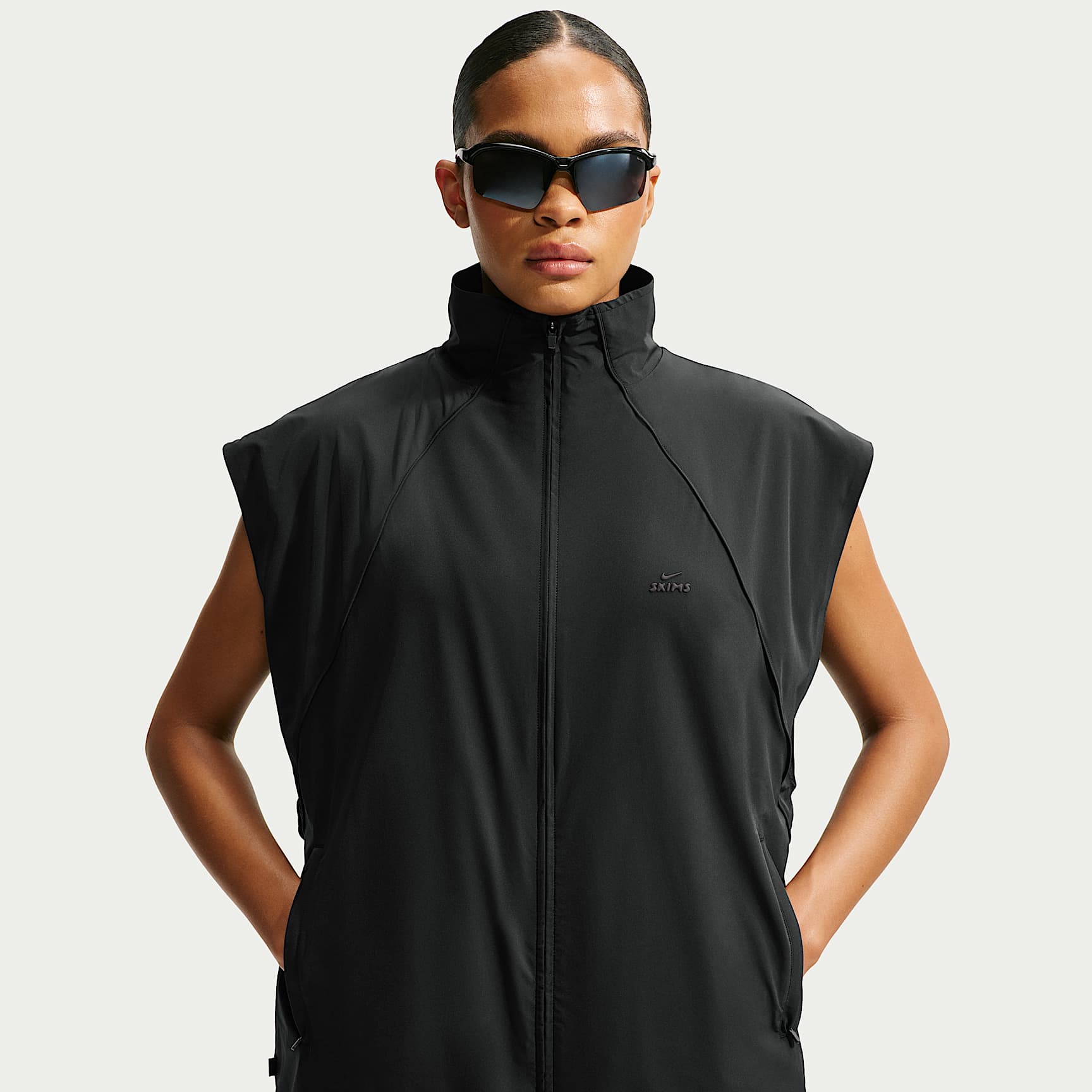 NikeSKIMS Stretch Nylon Women's Oversized Vest. Nike JP